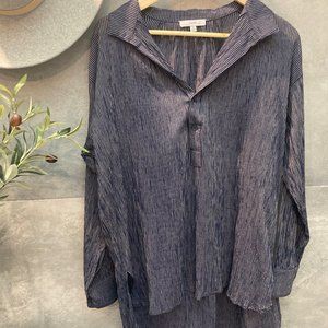 FATE Size small super adorable blouse perfect condition